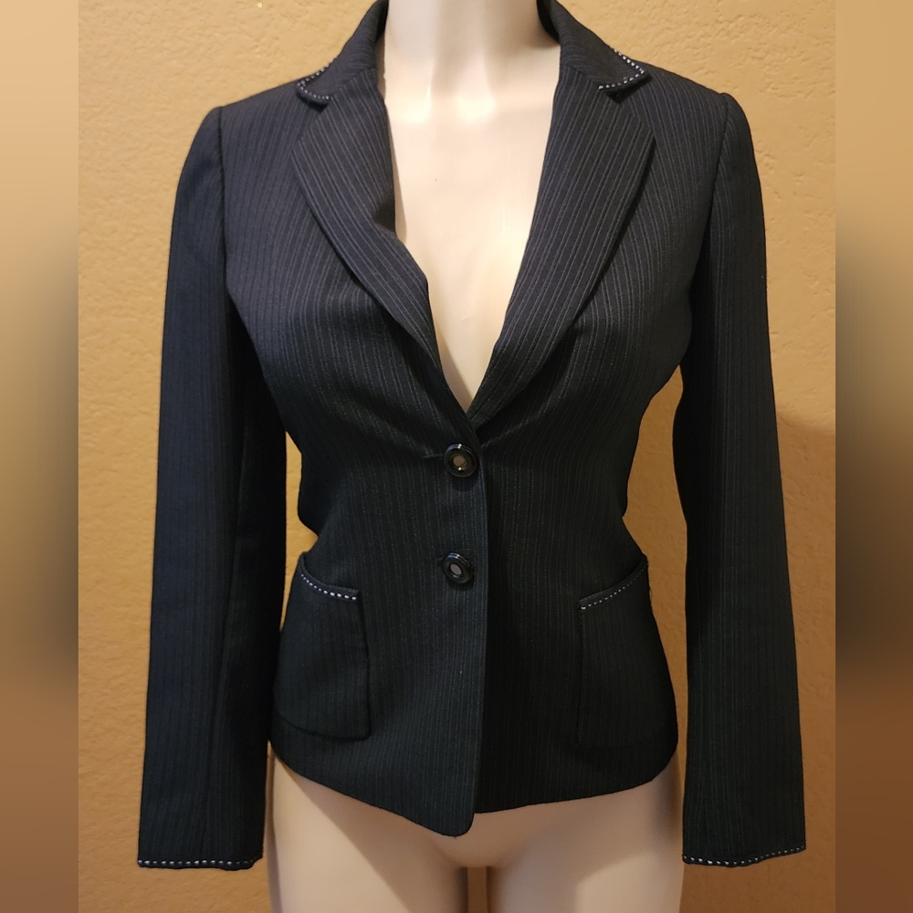 Tahari  blazer sz 0p     CRB